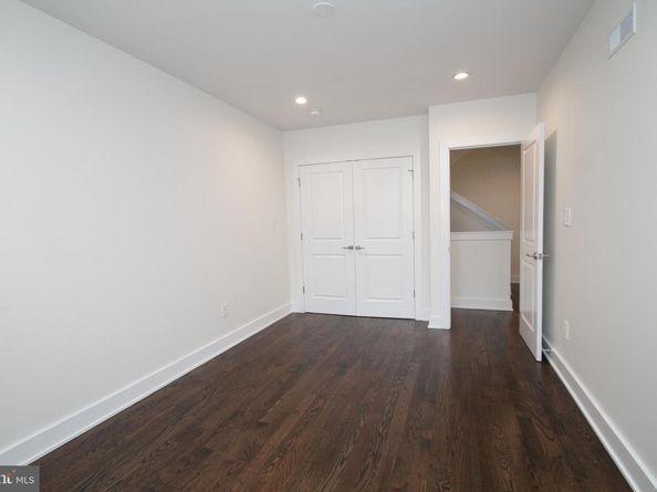 1022 S 2nd Street 4, Philadelphia PA 19147