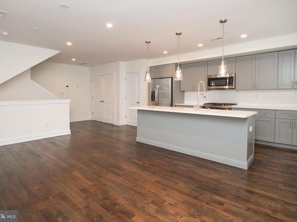 1022 S 2nd Street 4, Philadelphia PA 19147