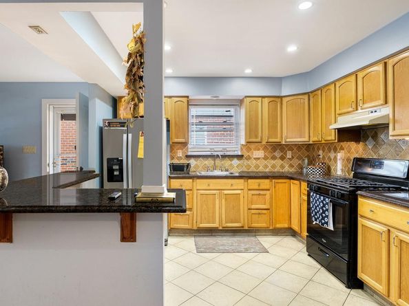 8127 Langdon Street, Philadelphia PA 19152