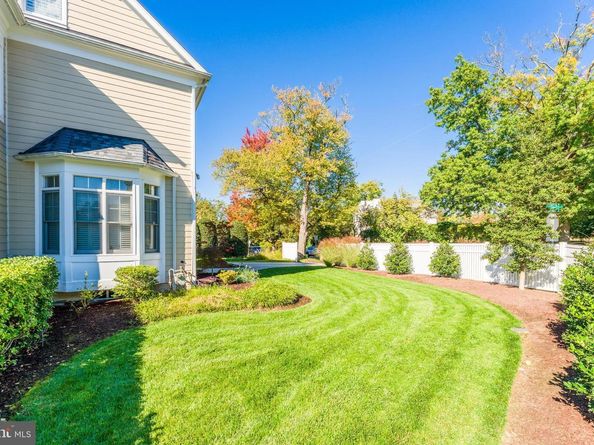 5102 Manning Drive, Bethesda MD 20814