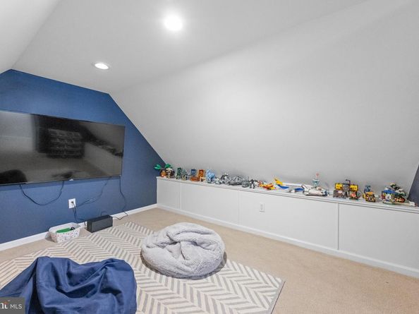 213 Hermitage Drive, Wayne PA 19087