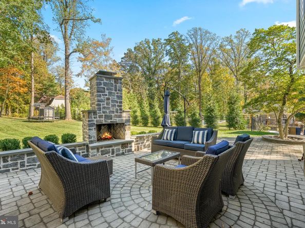 213 Hermitage Drive, Wayne PA 19087