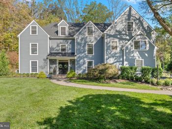 213 Hermitage Drive