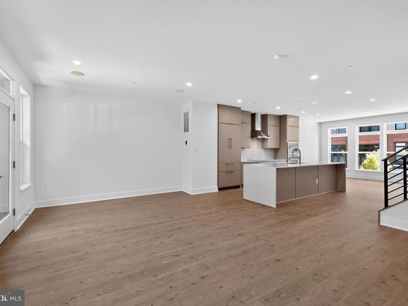 5348 Zenith Overlook, Bethesda MD 20816