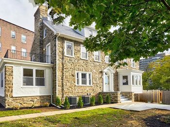 2211 N 51st Street