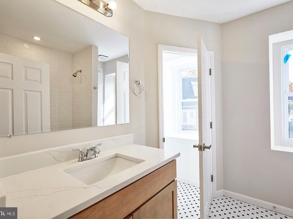 2211 N 51st Street, Philadelphia PA 19131