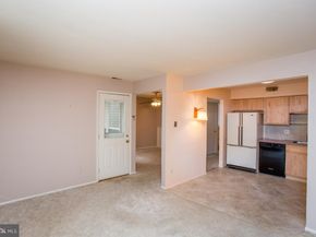 15 Barrel Stave Circle, Horsham PA 19044