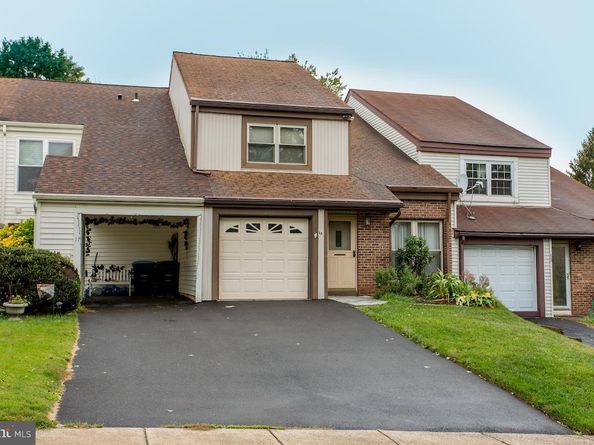 15 Barrel Stave Circle, Horsham PA 19044