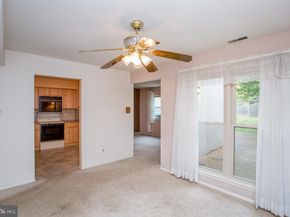 15 Barrel Stave Circle, Horsham PA 19044