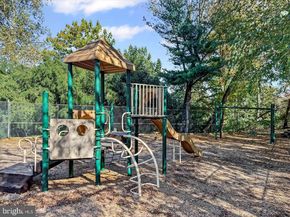 1640 Oakwood Drive W114, Penn Valley PA 19072