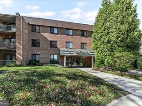 1640 Oakwood Drive W114, Penn Valley PA 19072