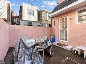 1211 Durfor Street, Philadelphia PA 19148