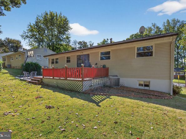 1405 Ross Drive SW, Vienna VA 22180