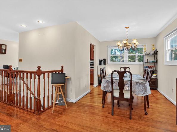 1405 Ross Drive SW, Vienna VA 22180