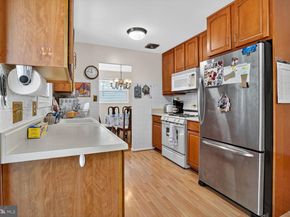 1405 Ross Drive SW, Vienna VA 22180