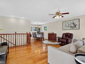 1405 Ross Drive SW, Vienna VA 22180
