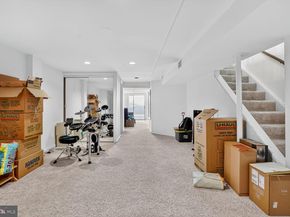 1405 Ross Drive SW, Vienna VA 22180