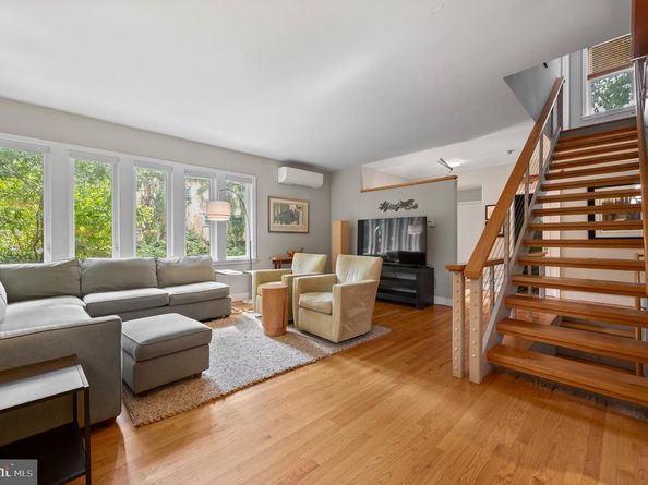 414 Mcclenaghan Mill Road, Wynnewood PA 19096