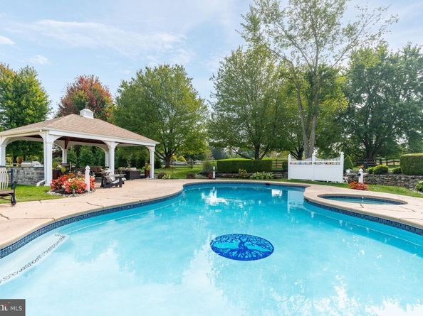 1100 Pineville Road, New Hope PA 18938