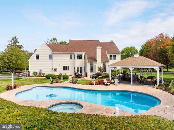1100 Pineville Road, New Hope PA 18938