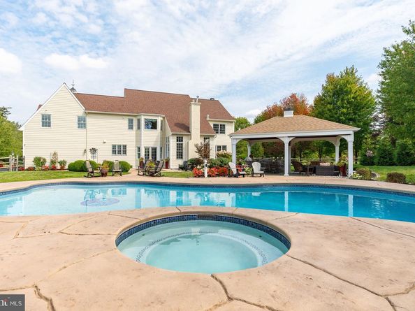 1100 Pineville Road, New Hope PA 18938