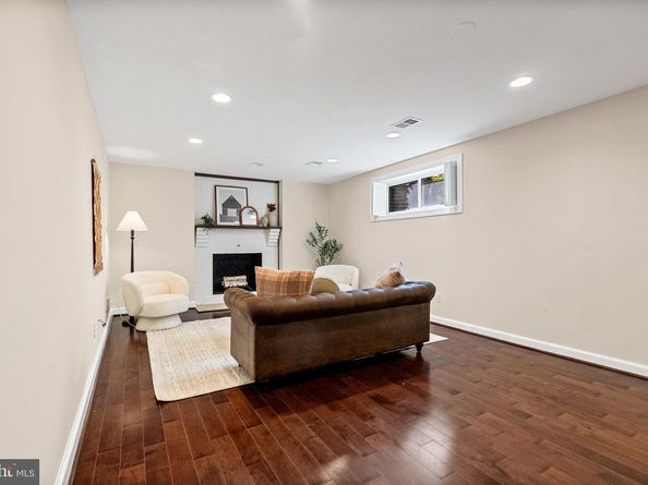 1417 21st Street S, Arlington VA 22202