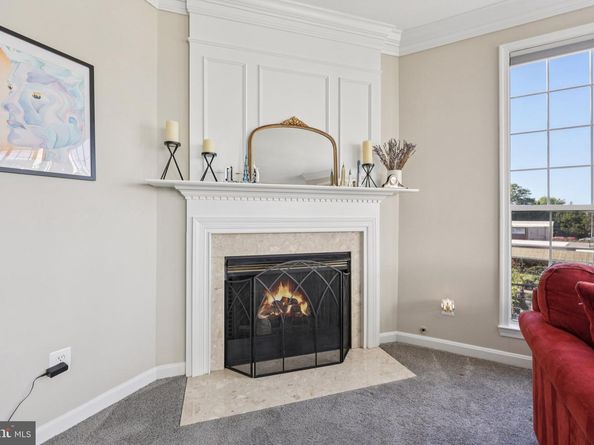 1735 W Braddock Place 302, Alexandria VA 22302