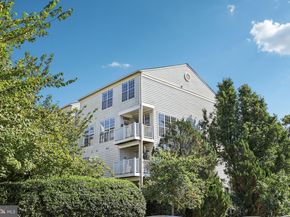1735 W Braddock Place 302, Alexandria VA 22302