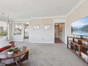 1735 W Braddock Place 302, Alexandria VA 22302