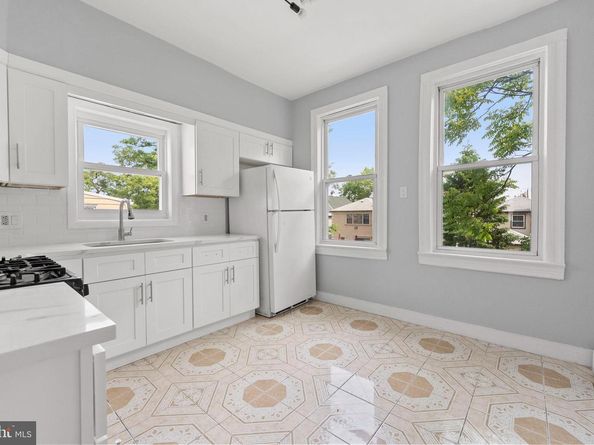 127 W 51st Street, Bayonne NJ 07002