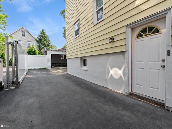 127 W 51st Street, Bayonne NJ 07002