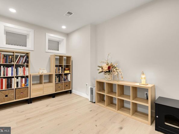 2829 13TH Street NW 1, Washington DC 20009