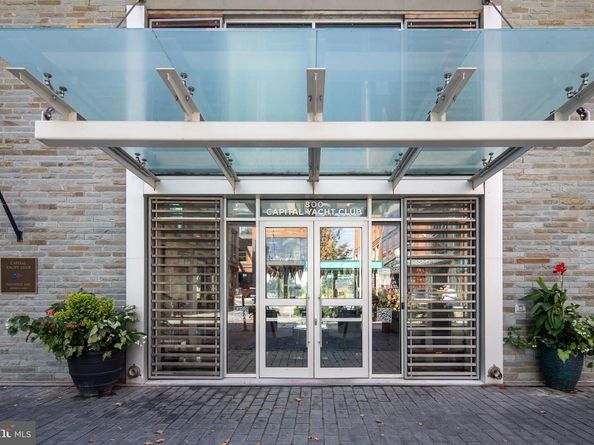 525 Water Street SW 404, Washington DC 20024