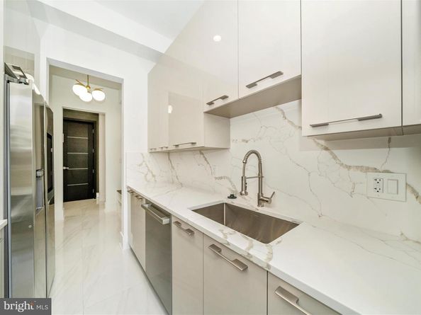 2209 Hunter Mill Road, Vienna VA 22181