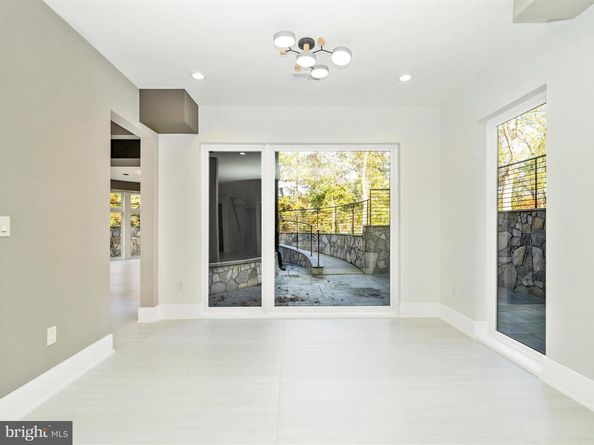 2209 Hunter Mill Road, Vienna VA 22181