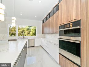 2209 Hunter Mill Road, Vienna VA 22181