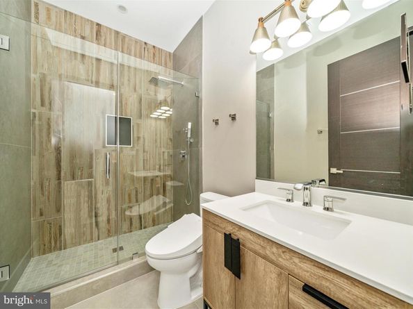 2209 Hunter Mill Road, Vienna VA 22181