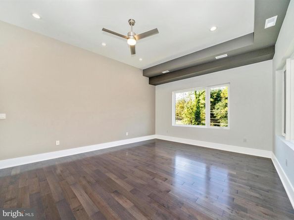 2209 Hunter Mill Road, Vienna VA 22181