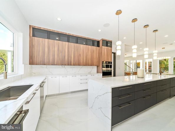 2209 Hunter Mill Road, Vienna VA 22181