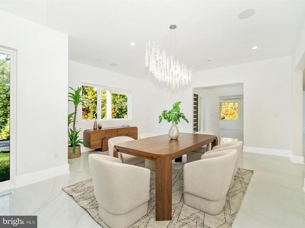 2209 Hunter Mill Road, Vienna VA 22181