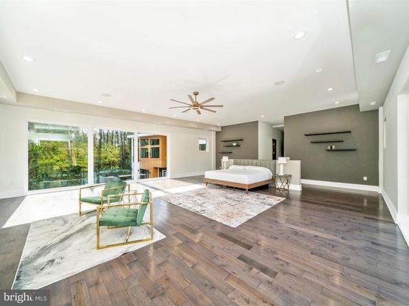 2209 Hunter Mill Road, Vienna VA 22181