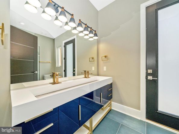 2209 Hunter Mill Road, Vienna VA 22181