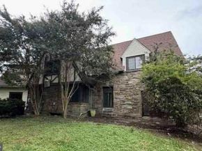 2820 Hillcrest Road, Drexel Hill PA 19026