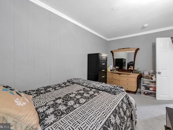 418 Hampden Road, Upper Darby PA 19082