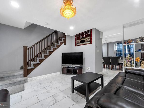 418 Hampden Road, Upper Darby PA 19082