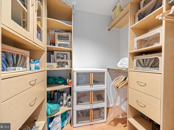 1510 12TH Street N 303, Arlington VA 22209