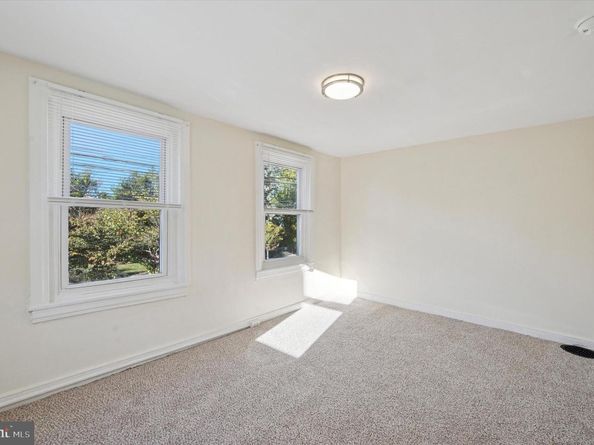 571 Shawmont Avenue, Philadelphia PA 19128