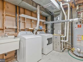 6604 Mclean Court, Mclean VA 22101