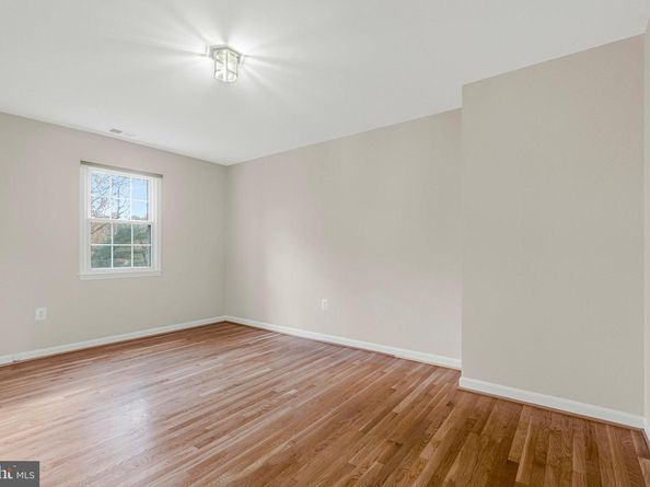 6604 Mclean Court, Mclean VA 22101