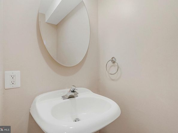 6604 Mclean Court, Mclean VA 22101